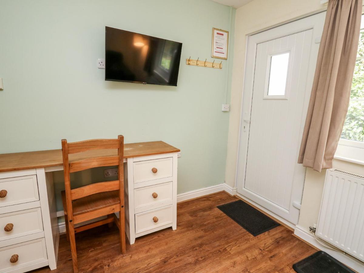 Primrose Cottage 랜드린도드웰스 외부 사진