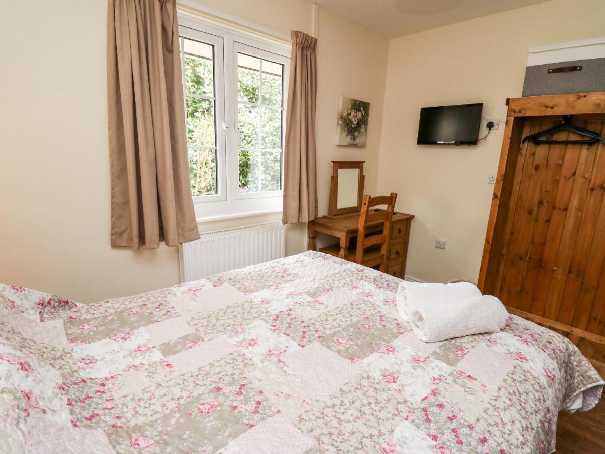 Primrose Cottage 랜드린도드웰스 외부 사진