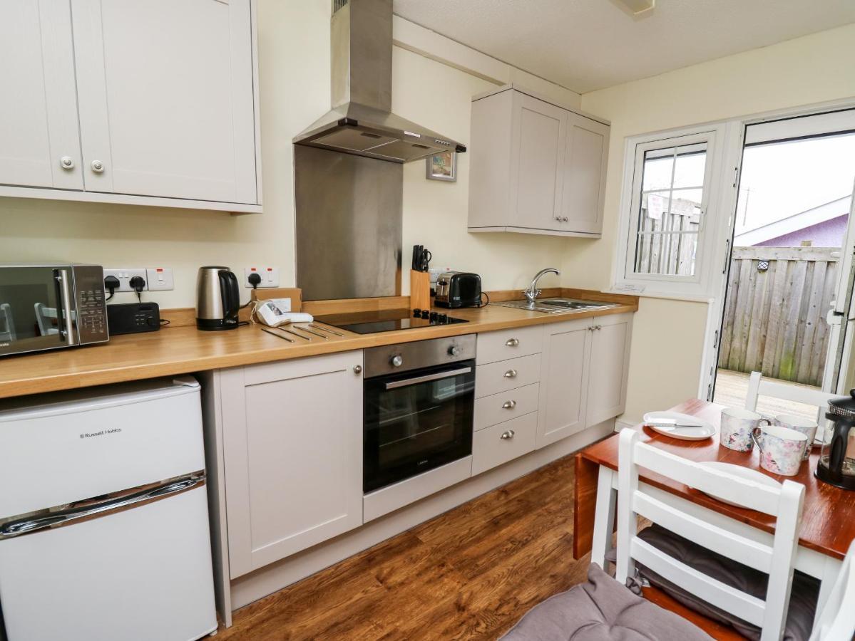 Primrose Cottage 랜드린도드웰스 외부 사진