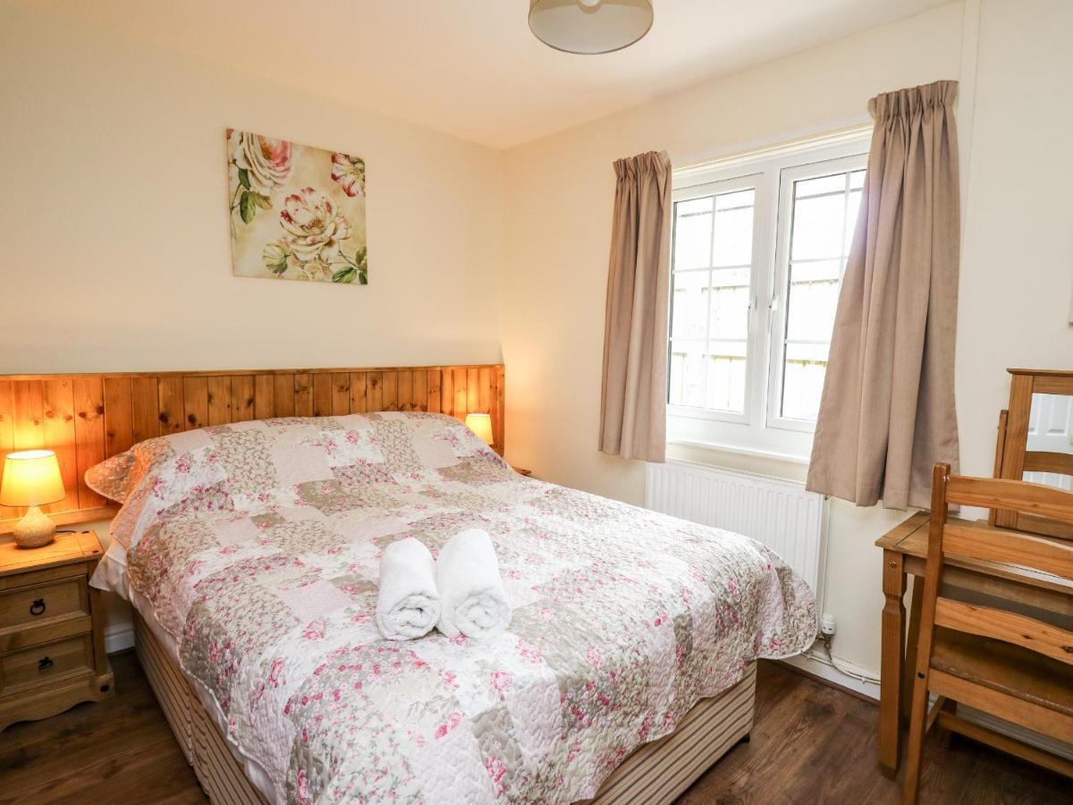 Primrose Cottage 랜드린도드웰스 외부 사진